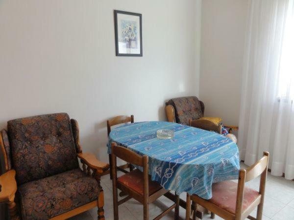 Nice And Cozy Apartment Ferry In Medulin Buitenkant foto